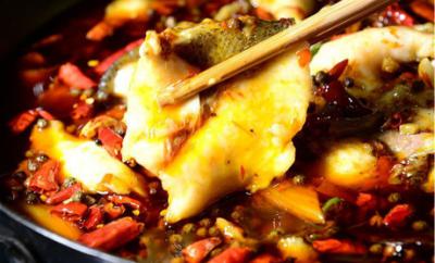 小吃培訓(xùn)一般多少錢，做片片魚火鍋技術(shù)培訓(xùn)哪家好？