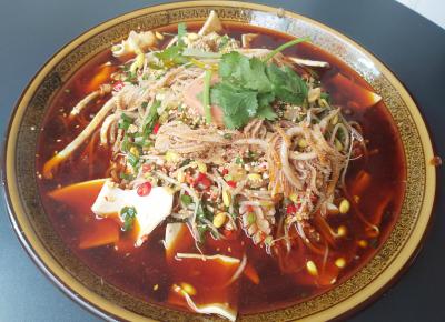 重慶哪里可以學(xué)冒菜技術(shù)？飄味緣冒菜技術(shù)培訓(xùn)全面教學(xué)