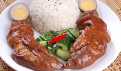 學(xué)習(xí)隆江豬腳飯技術(shù)，飄味緣培訓(xùn)學(xué)校助您成為大廚！