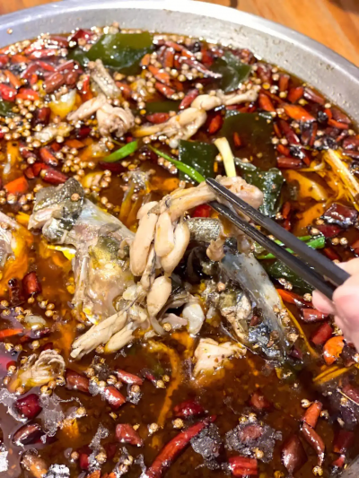 美蛙魚頭火鍋技術(shù)培訓(xùn)班哪家好？飄味緣培訓(xùn)學(xué)校