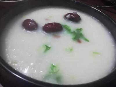 砂鍋粥技術(shù)培訓(xùn)班多少錢？飄味緣小吃培訓(xùn)學(xué)校詳解