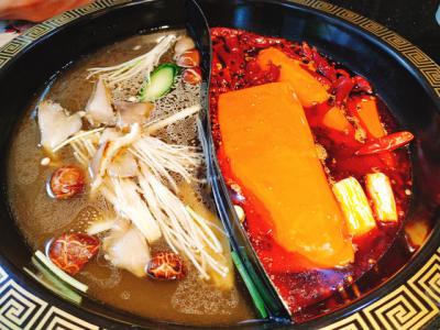 牛油火鍋技術(shù)培訓(xùn)班多少錢？飄味緣培訓(xùn)學(xué)校比較合理