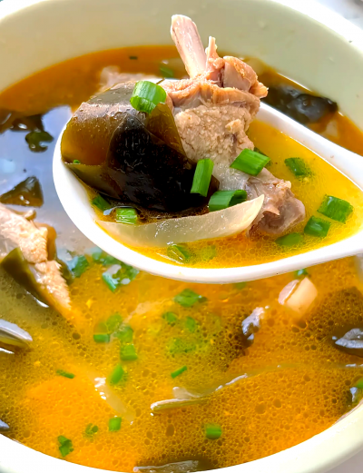 老鴨湯鍋技術(shù)培訓(xùn)哪家好？飄味緣餐飲小吃培訓(xùn)學(xué)校深度解析